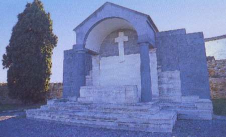 Memorial at Portianou