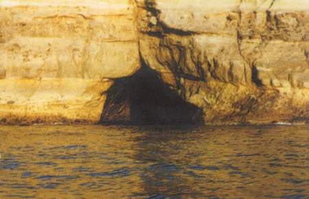 Θαλάσσια σπηλιά